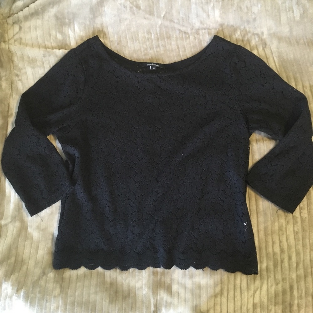 Button down back black top