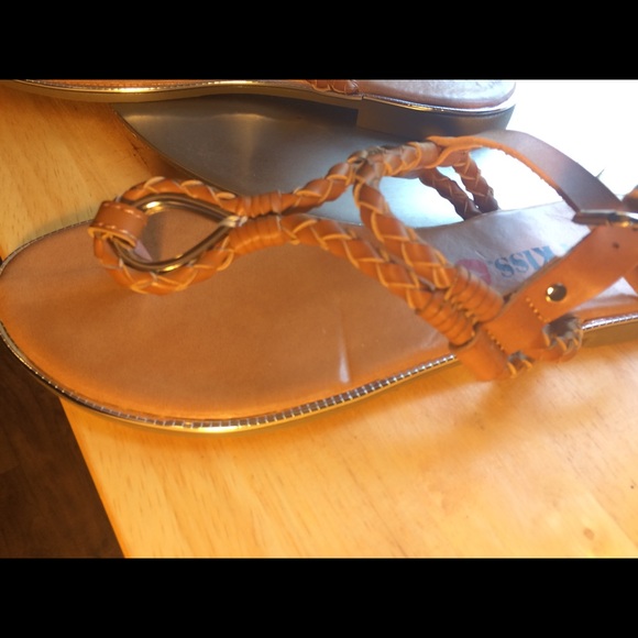 Cute Summer Sandals - Picture 2 of 3