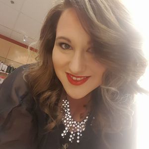 Meet your Posher, Candy