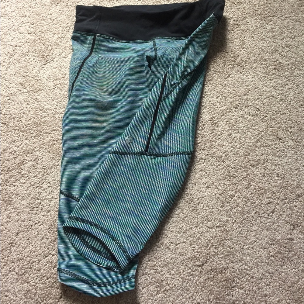 Lulu Capri leggings