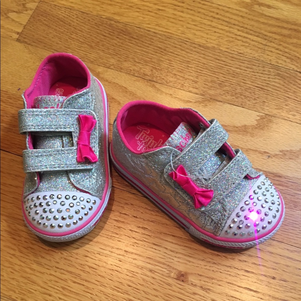 Skechers lite ups size 6 NEW