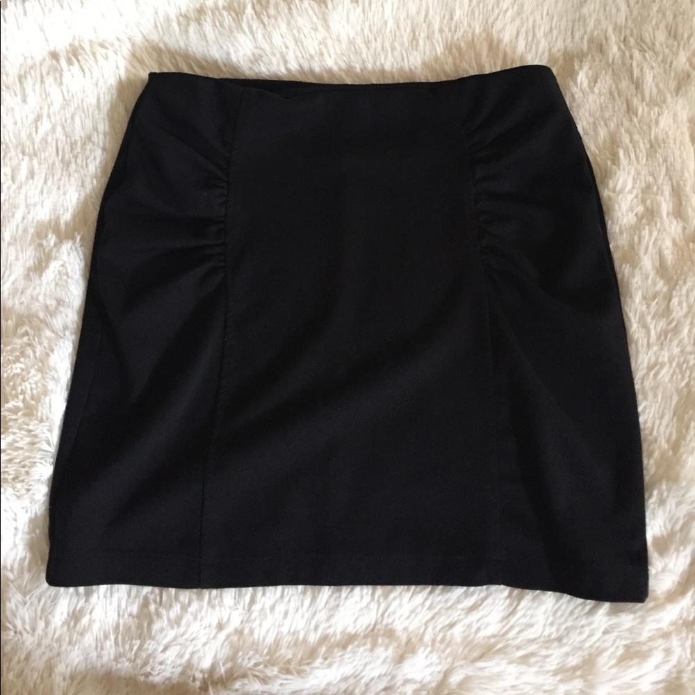 Basic House mini skirt - Picture 1 of 4
