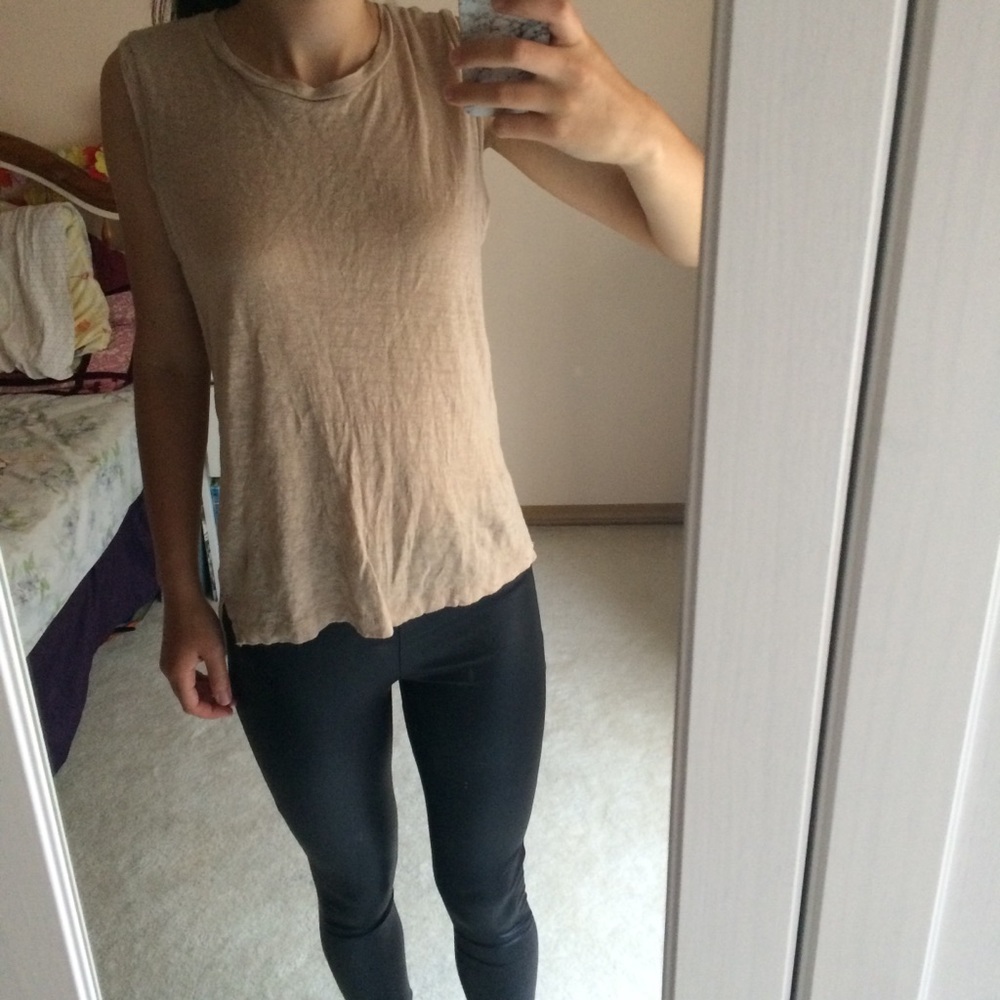 Camel side split tank top