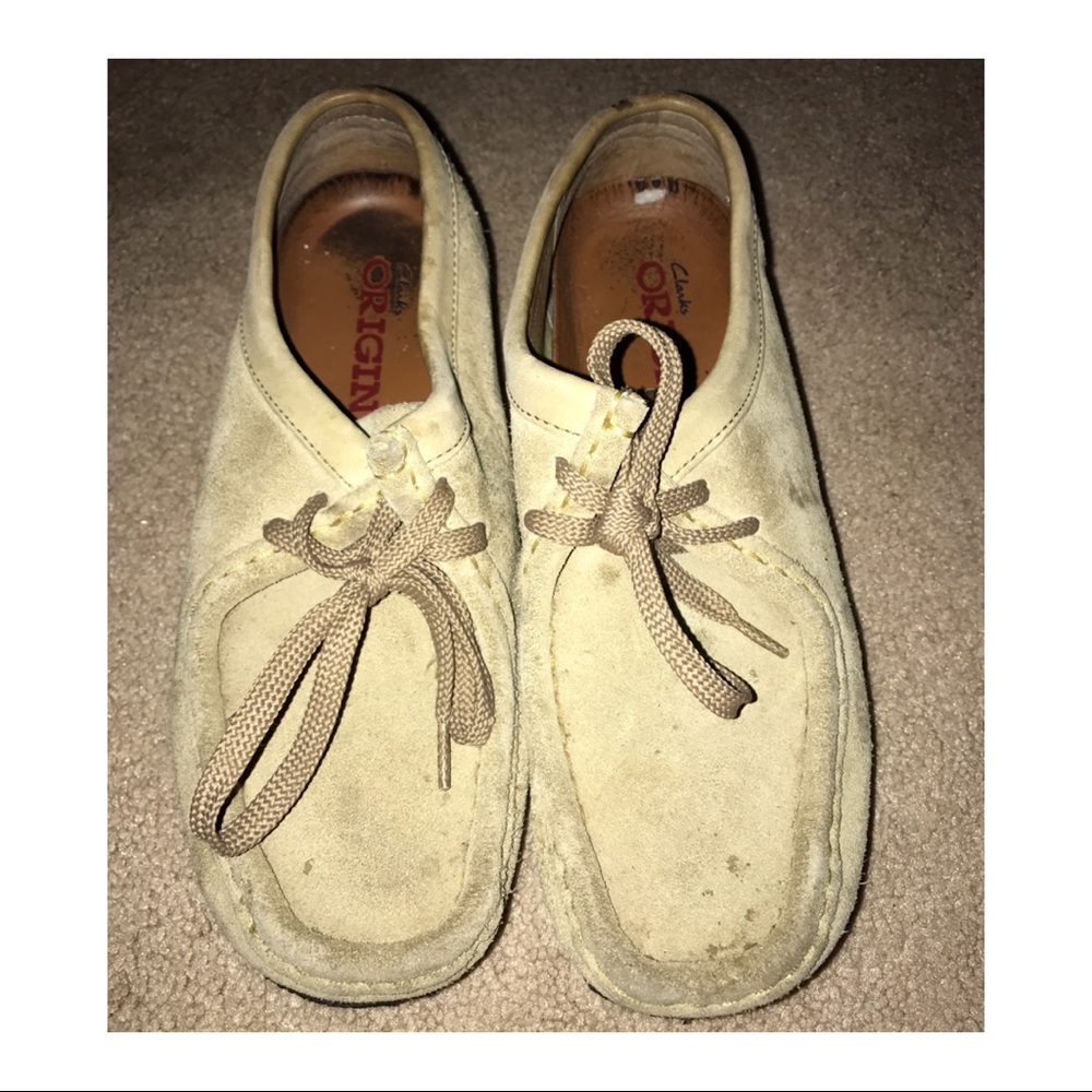 Clarks wallabees