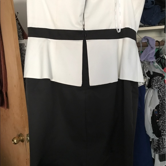 Strapless dress - Picture 3 of 3