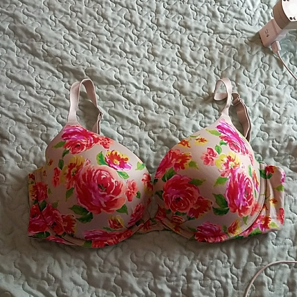 Victoria's Secret Plunge Push-Up 36DD
