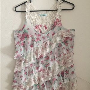 Lace and Floral sleeveless top