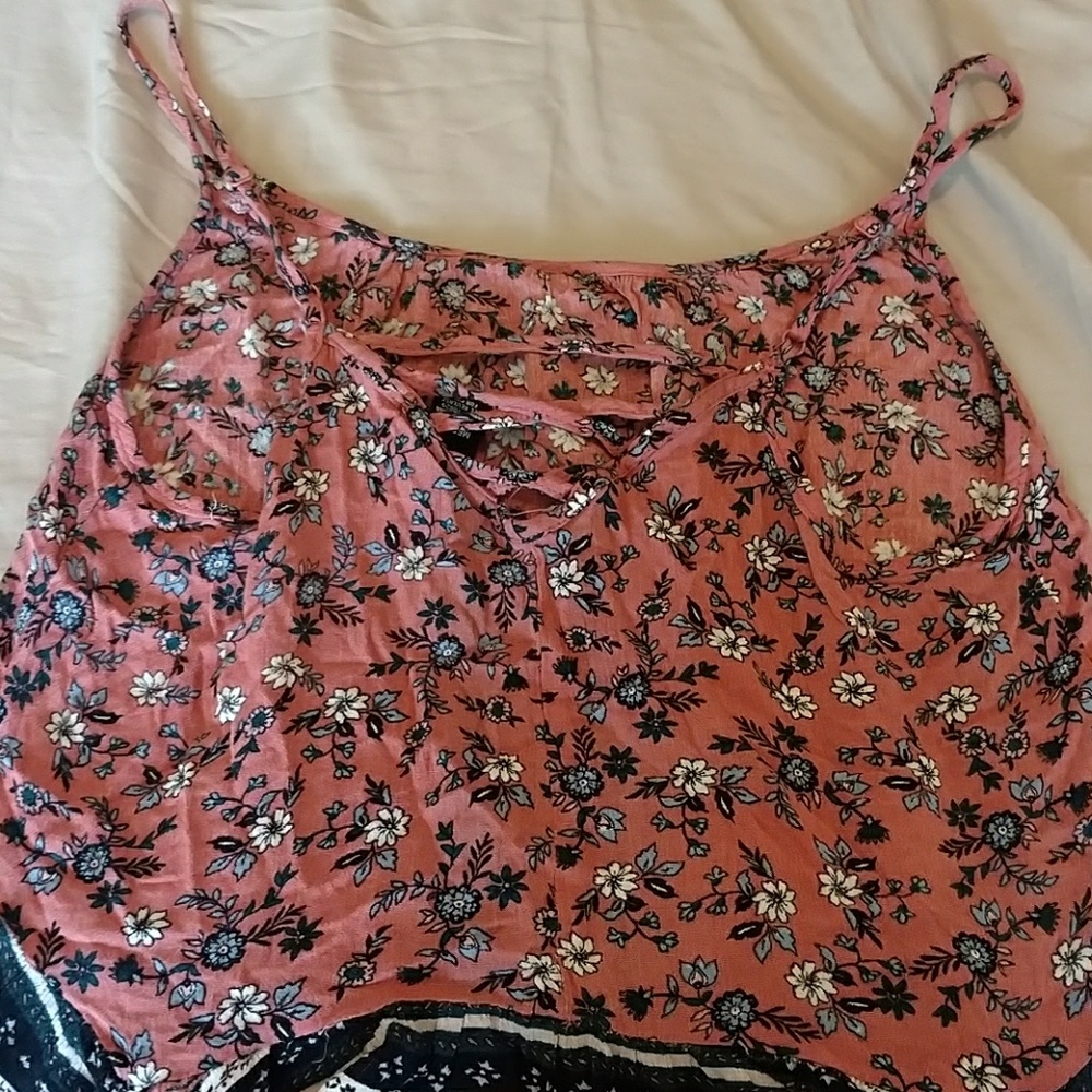 Top - Picture 4 of 4