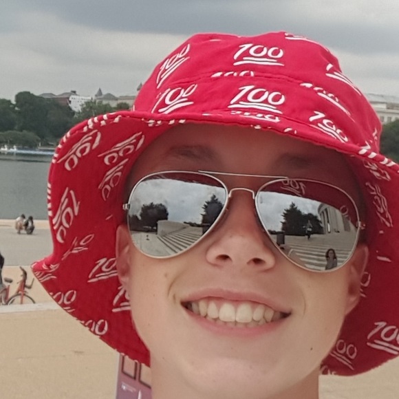 Meet your Posher, Steven - Picture 1 of 1