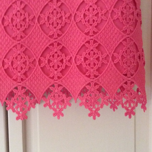 Ayla Dress - Detailed cutouts!! Coral - Picture 3 of 4