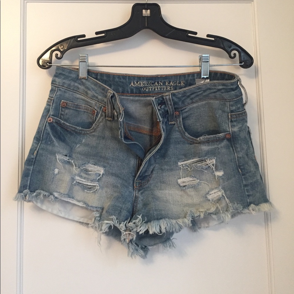 American eagle ripped jean shorts- worn once