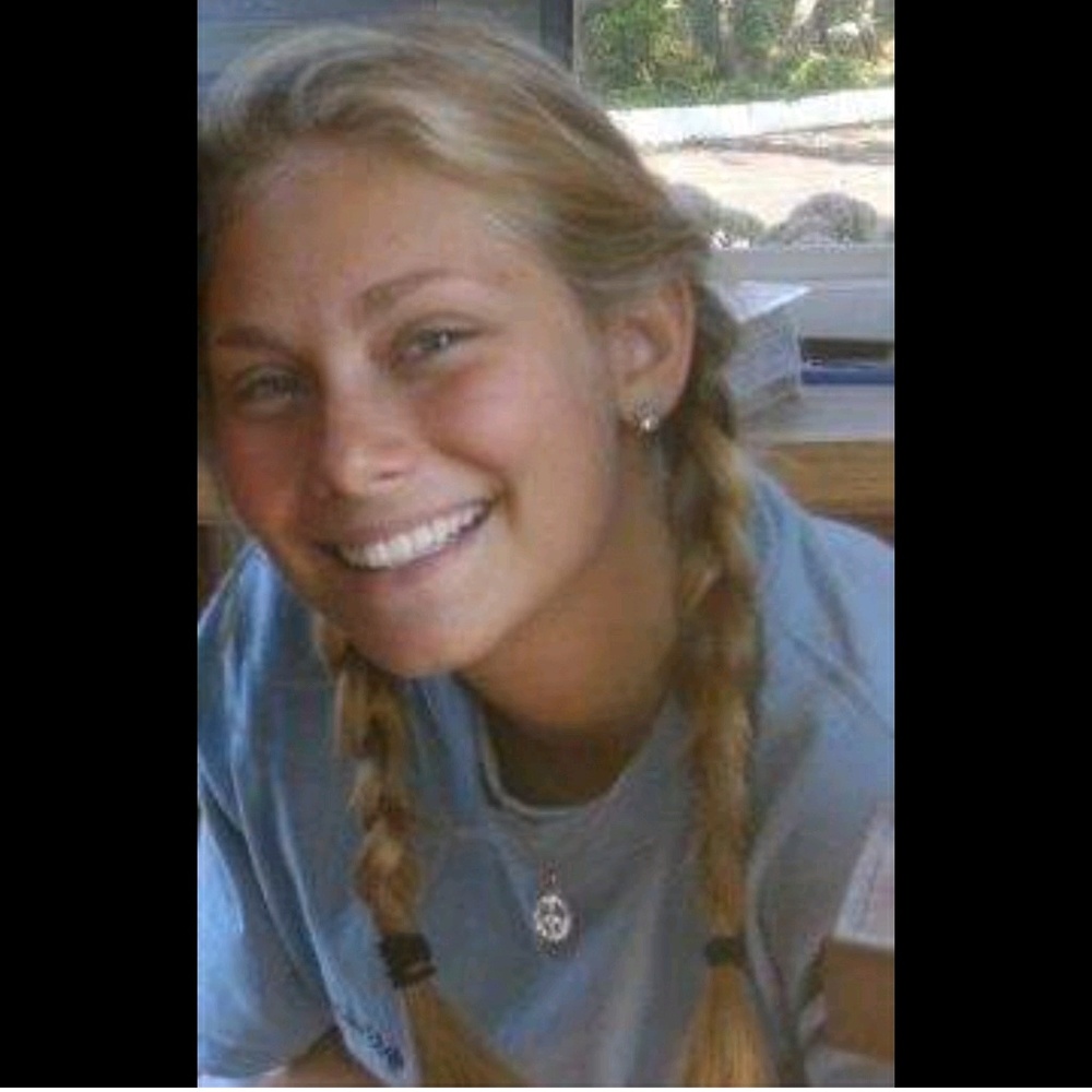 Meet your Posher, Ali