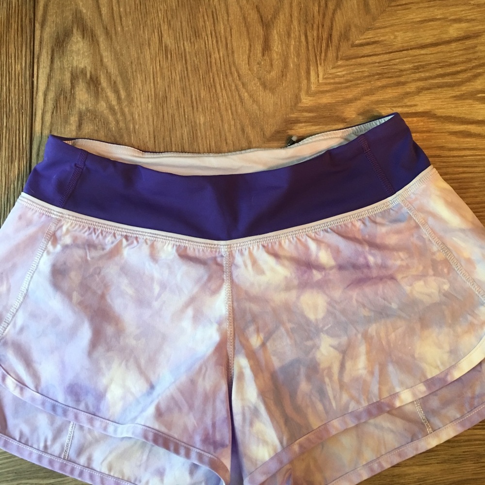 Lululemon shorts size 4