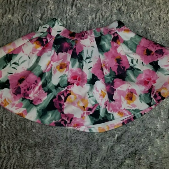 Abercrombie & Fitch Other - Nwt Abercrombie & fitch skirt girls 5/6