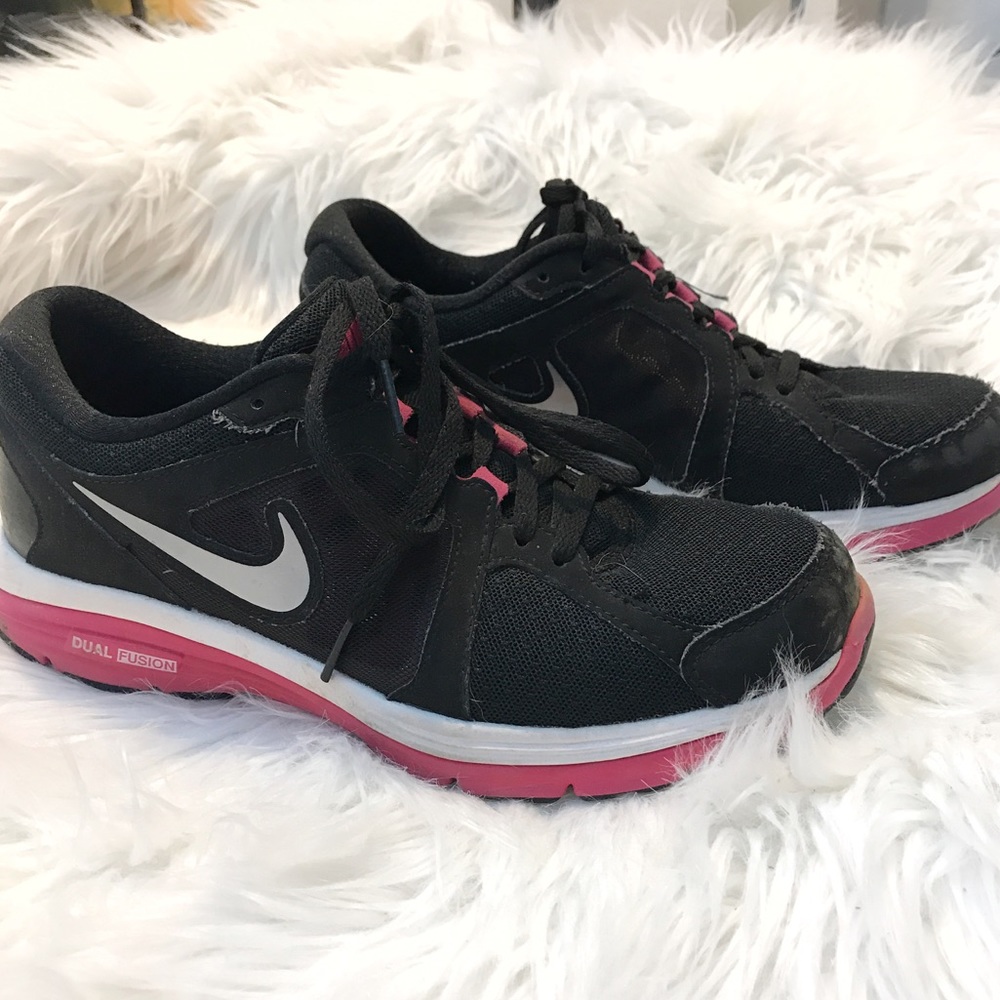 Nike Dual Fusion Training Shoe