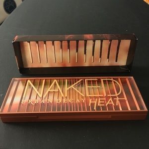 🔥URBAN DECAY. NAKED. HEAT🔥