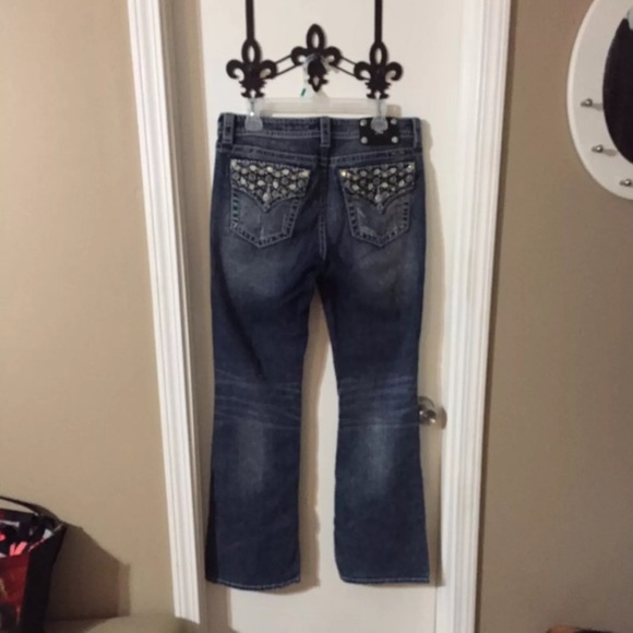 🚫SOLD🚫Miss Me size 32 jeans - Picture 2 of 3