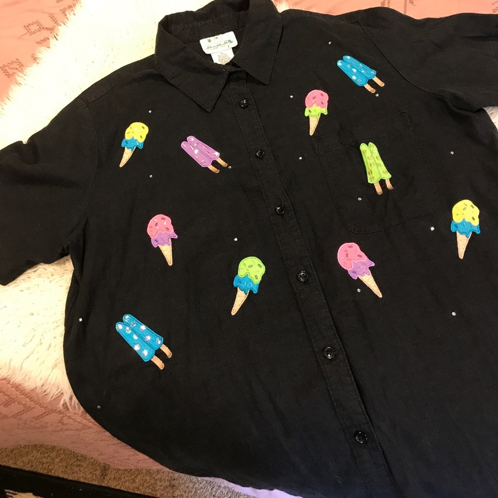Cute summer time short sleeve Quacker factory