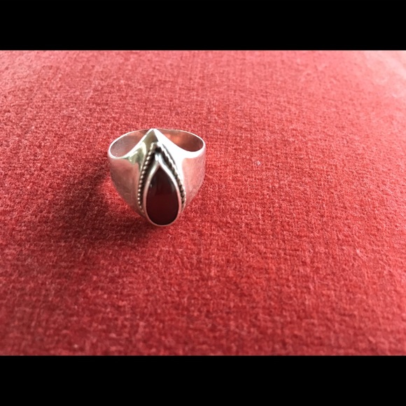 Ladies Ring - Picture 3 of 4