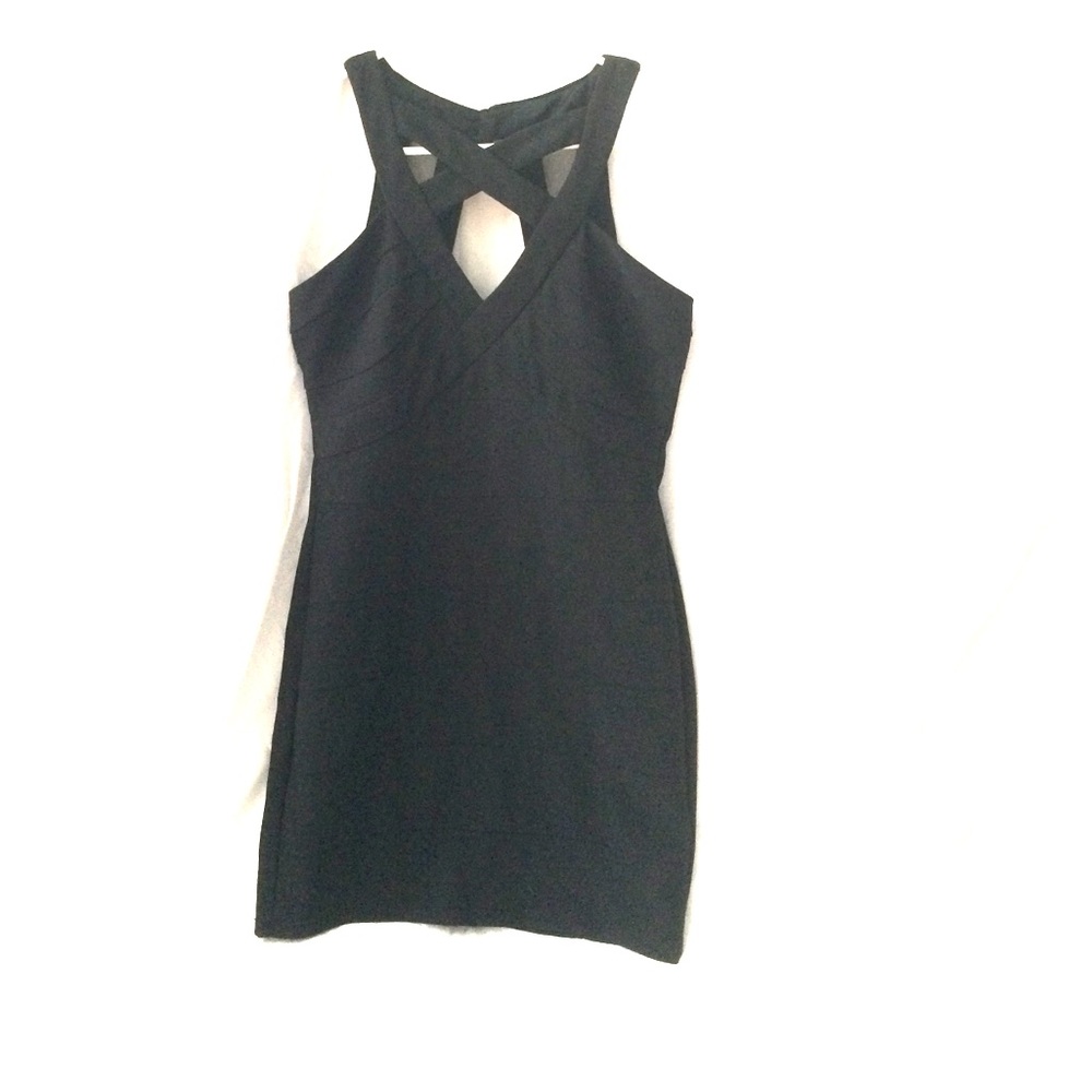 Black bodycon dress