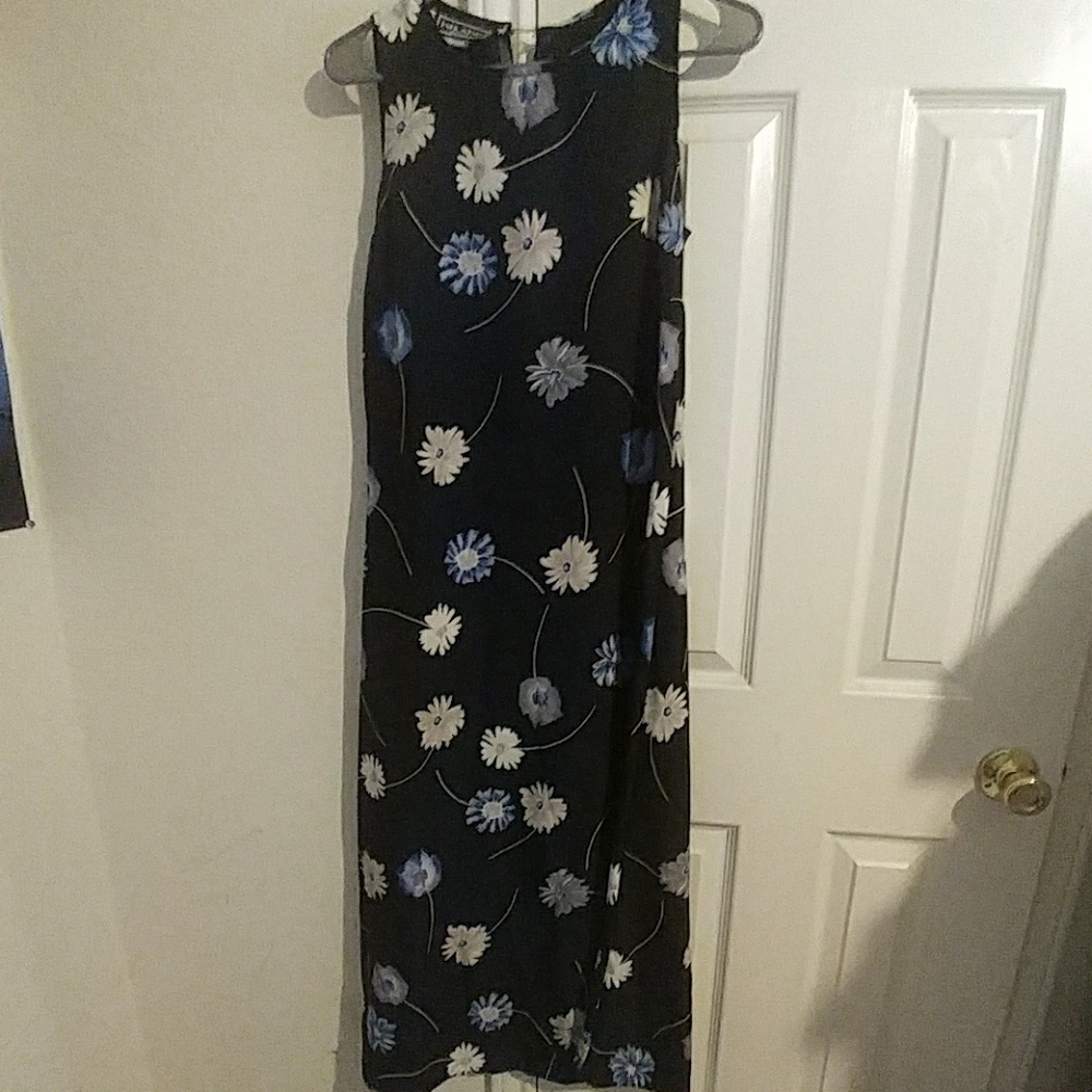 Black floral maxi dress