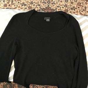 Women's sweater