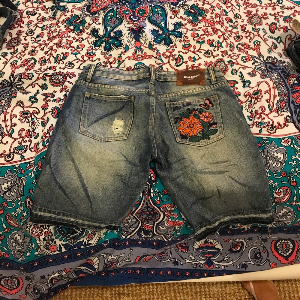 Short - Picture 2 of 2