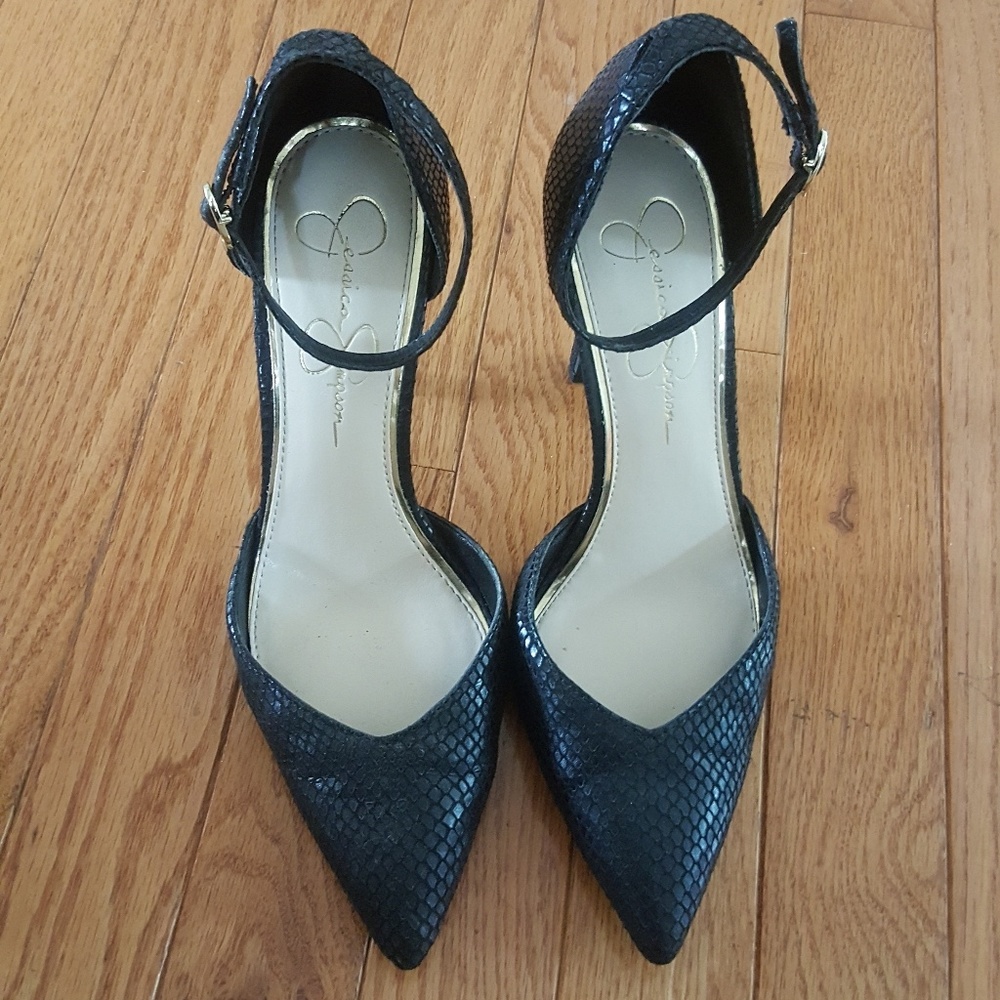 Jessica Simpson heels