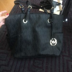 AUTHENTIC Michael Kors bag