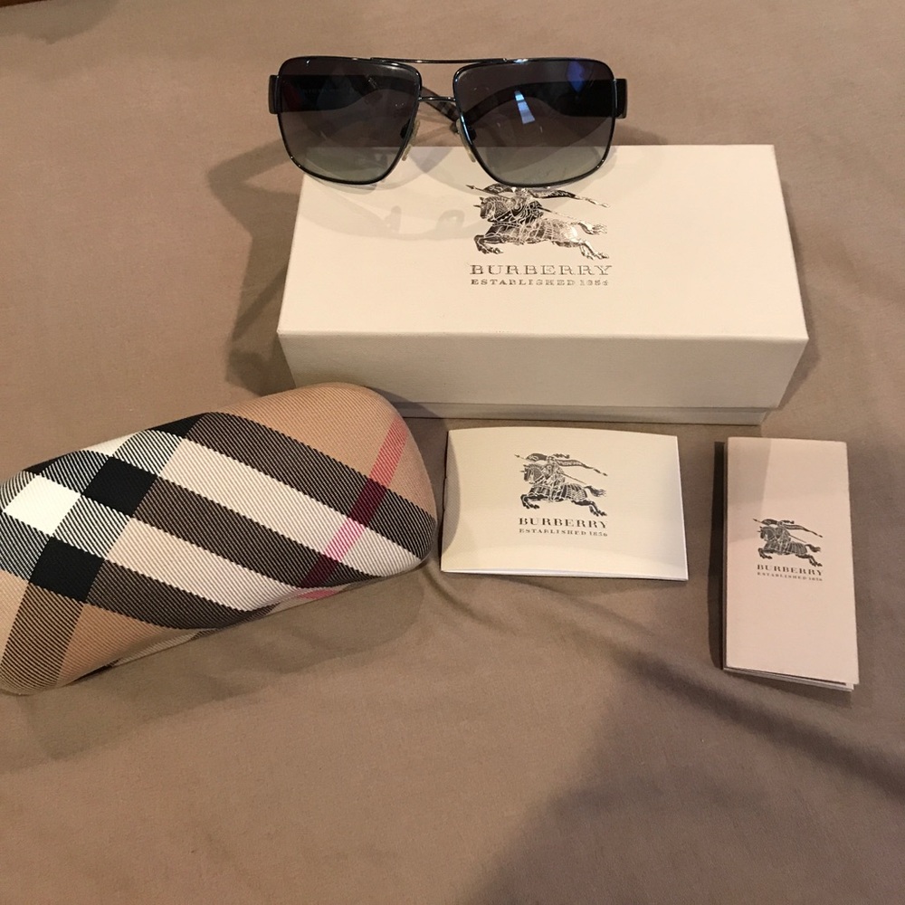 Burberry sunglasses