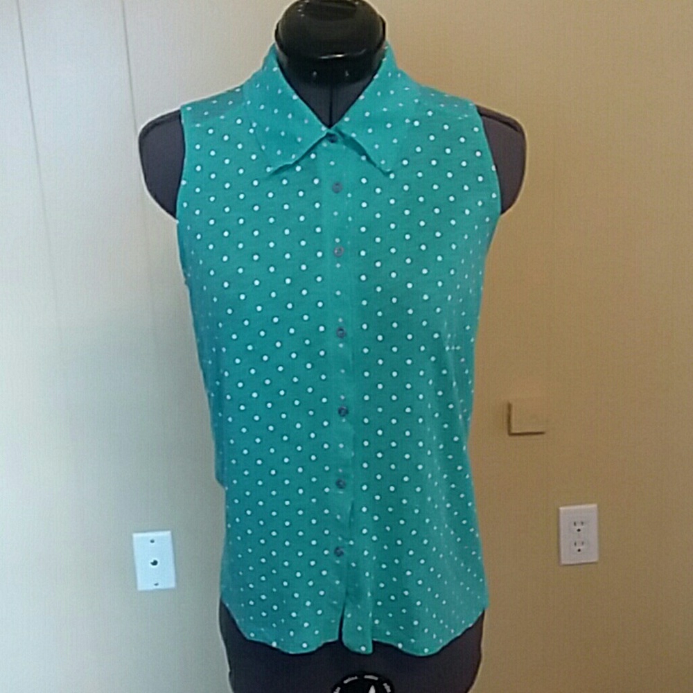 Aqua and white polka dot sleeveless button up