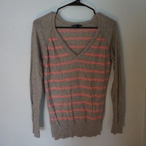 ‼️American Eagle Sweater🎃👚