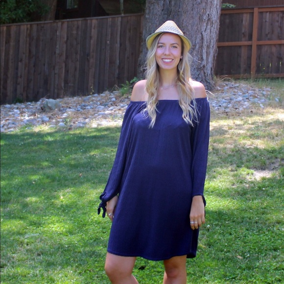 Plume & Thread On/Off Shoulder Tunic w/Tie Sleeve - Picture 2 of 4