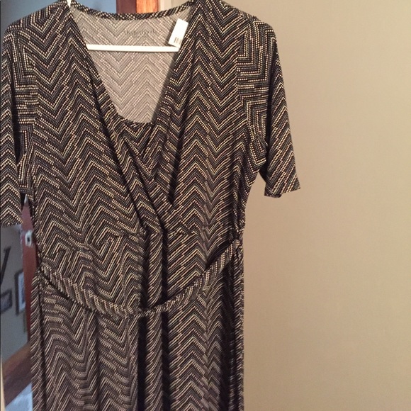 Nursing maternity Wrap dress - Picture 1 of 3