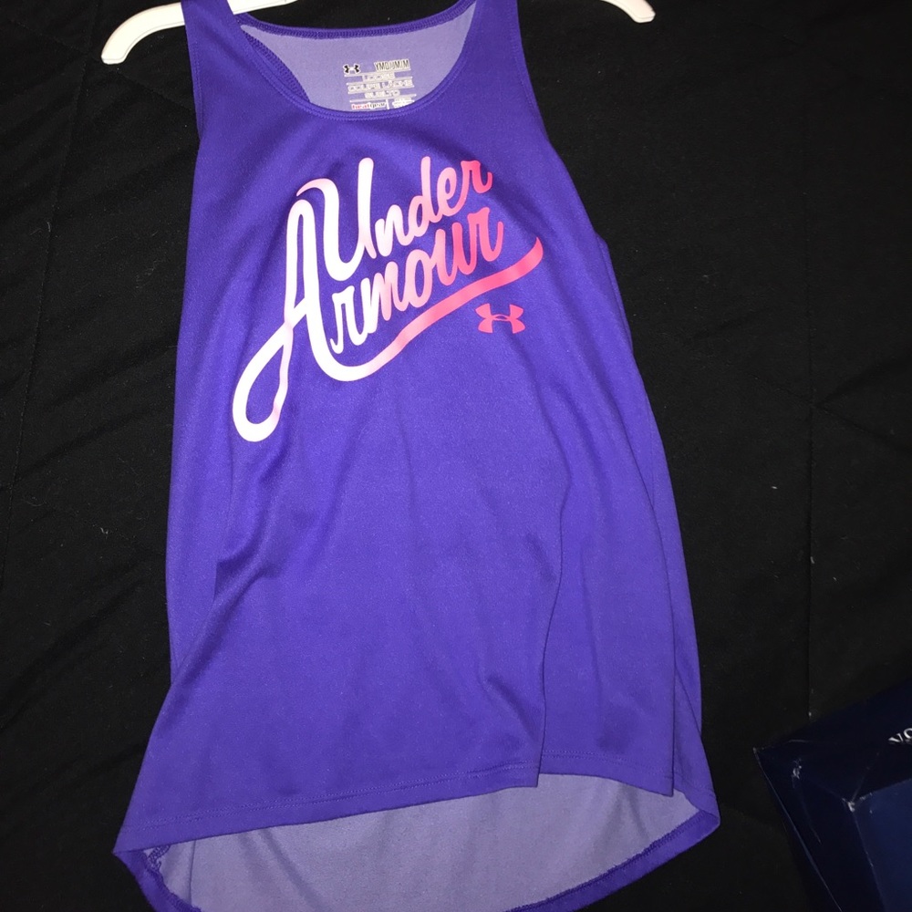 Under armor girls tank top!