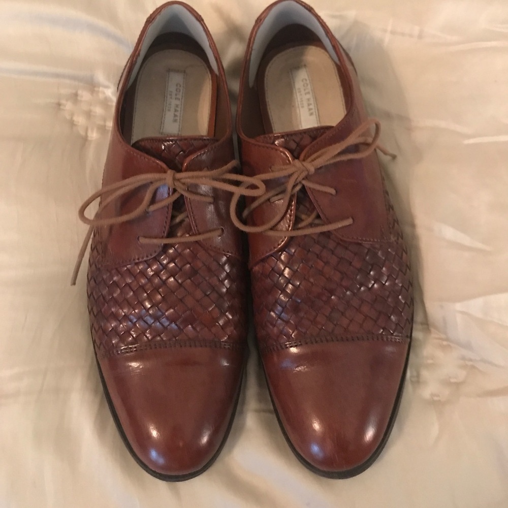 Like new Cole Haan oxfords