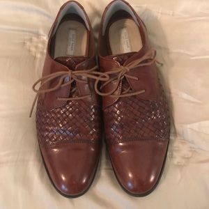 Like new Cole Haan oxfords