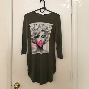 Green "vogue magazine" dress