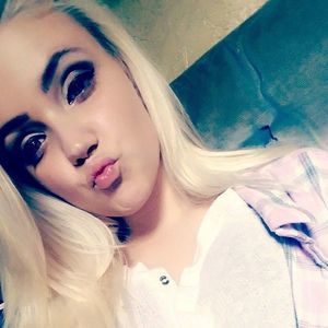 Meet your Posher, Savannah