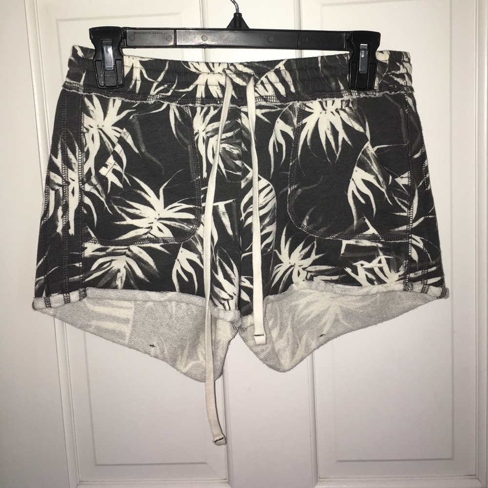 hollister cute shorts