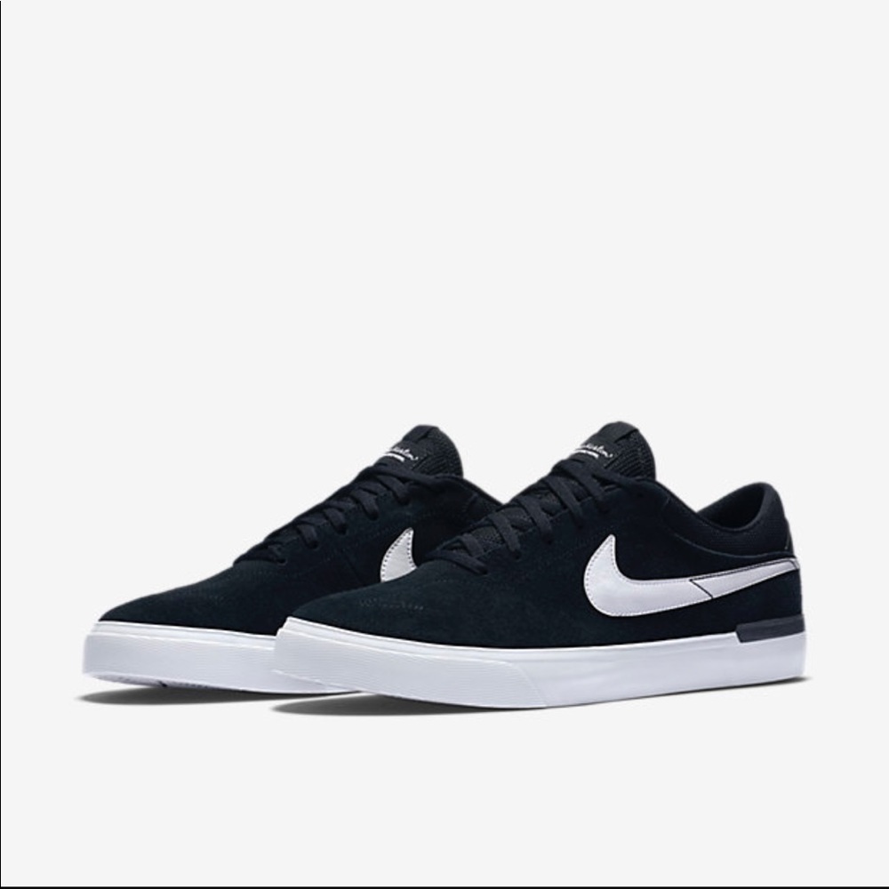 Nike SB BLACK & WHITE