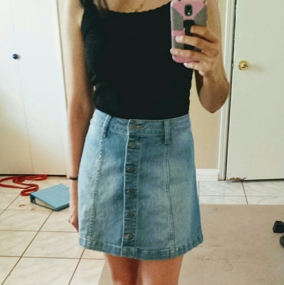 Denim skirt