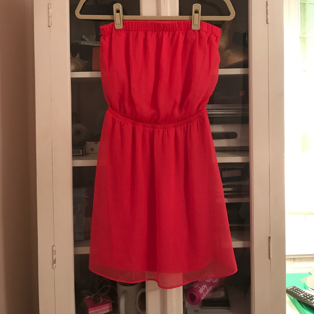 Pink/coral strapless summer dress