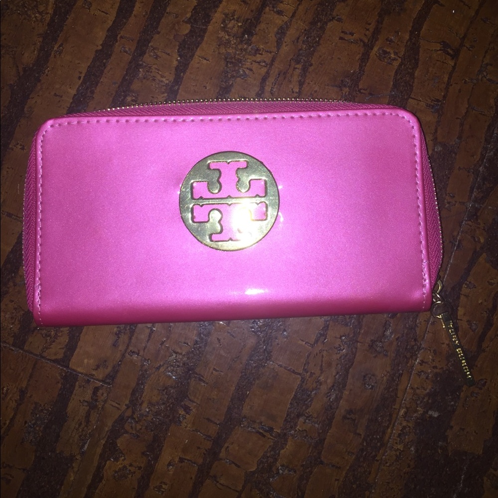 Tory Burch Pink Zip Wallet Gold Zipper NWOT