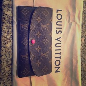 Louis Vuitton Emilie Wallet