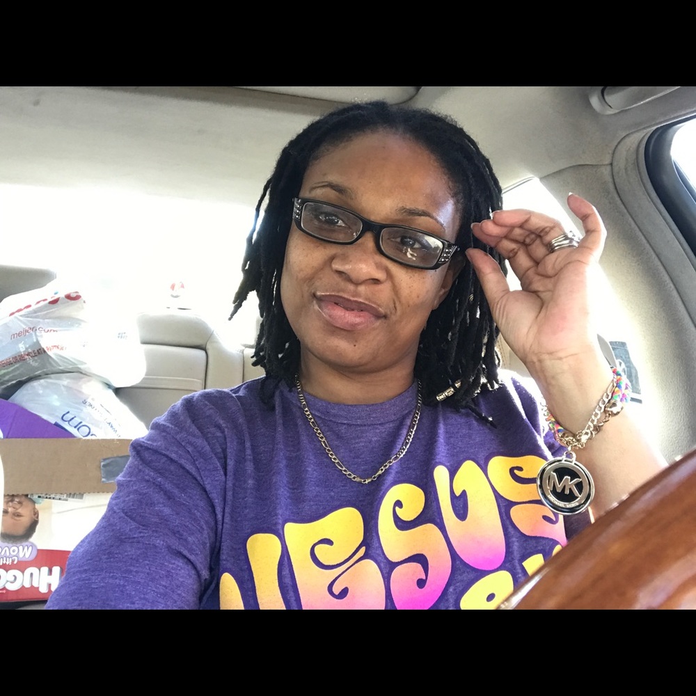 Meet your Posher, Shyrita