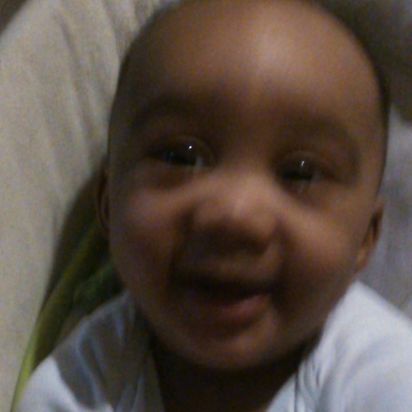 Meet your Posher, Shyrita - Picture 2 of 3