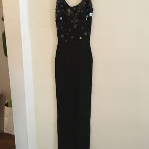 Black formal fitted gown