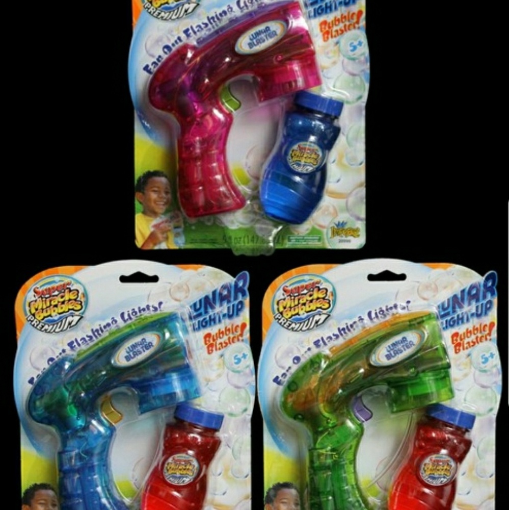 Super miracles bubbles premium gun lights up
