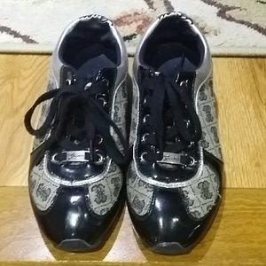 Guess tennis shoes